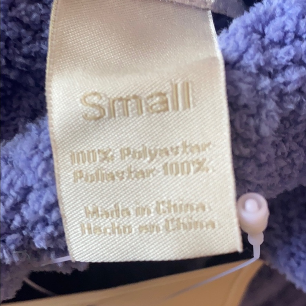 Plush Robe Bath - Picture 7 of 7